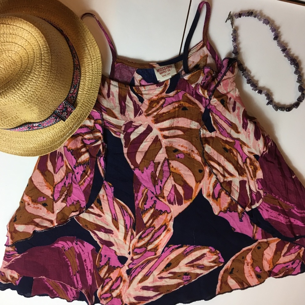 Strappy flowy shirt